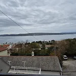 Apartment With Wifi - 16451